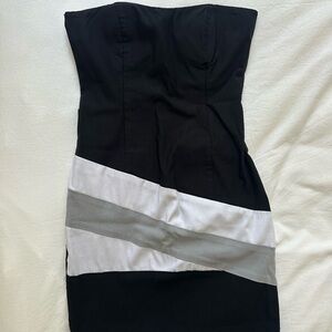UK2LA Black and White Strapless Dress